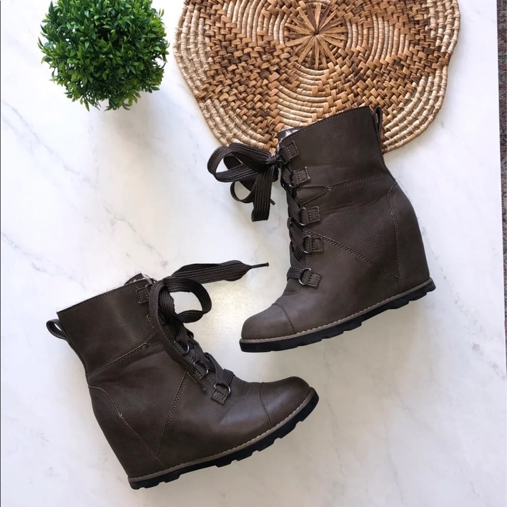 Universal Thread | Wedge Bootie - image 1